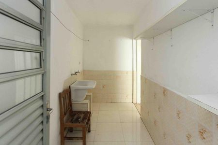 Casa à venda com 230m², 2 quartos e 2 vagasÁrea de Serviço