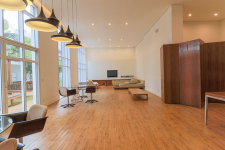 Apartamento para alugar com 63m², 2 quartos e 1 vaga Apartamento para alugar com 63m², 2 quartos e 1 vagaÁrea comum - Salão de festas