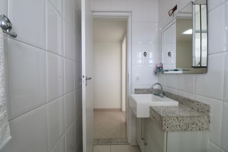 Apartamento para alugar com 185m², 3 quartos e 2 vagas Apartamento para alugar com 185m², 3 quartos e 2 vagasBanheiro Suíte 2