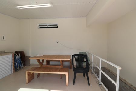 Apartamento para alugar com 185m², 3 quartos e 2 vagas Apartamento para alugar com 185m², 3 quartos e 2 vagasSala 2