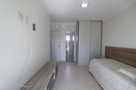 Apartamento para alugar com 185m², 3 quartos e 2 vagas Apartamento para alugar com 185m², 3 quartos e 2 vagasSuíte