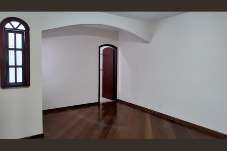 Casa para alugar com 500m², 3 quartos e 2 vagasSuíte 2