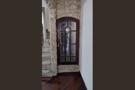 Casa para alugar com 500m², 3 quartos e 2 vagasJardim de Inverno/Viveiro