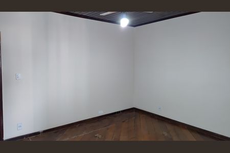 Casa para alugar com 500m², 3 quartos e 2 vagasSuíte 1