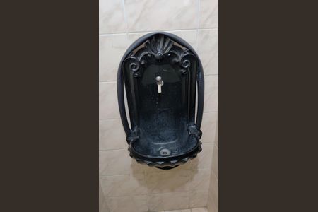 Casa para alugar com 500m², 3 quartos e 2 vagasBanheiro de Serviço