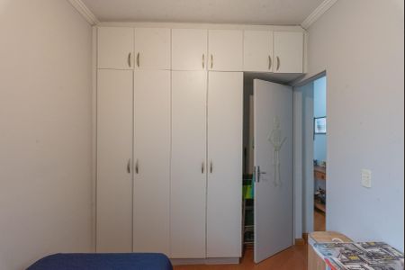 Apartamento à venda com 74m², 3 quartos e 1 vagaQuarto 2