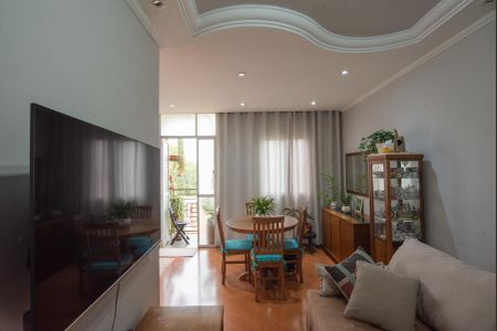 Apartamento à venda com 74m², 3 quartos e 1 vagaSala