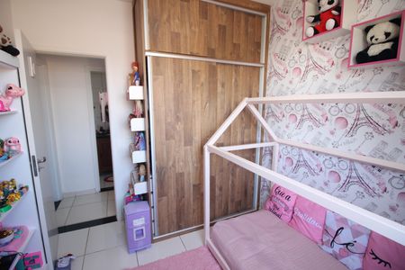 Apartamento à venda com 70m², 2 quartos e 2 vagasQuarto 2