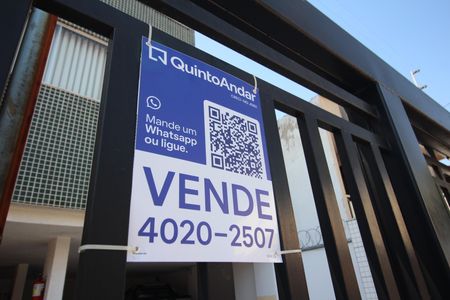 Apartamento à venda com 70m², 2 quartos e 2 vagasPlaquinha