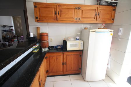 Apartamento à venda com 70m², 2 quartos e 2 vagasCozinha