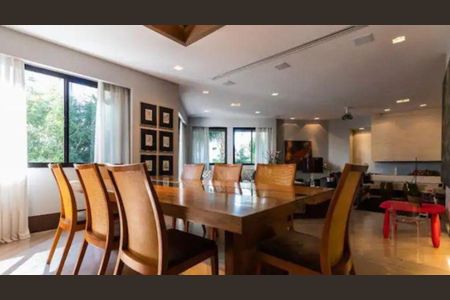 Apartamento à venda com 220m², 4 quartos e 3 vagasFoto 07