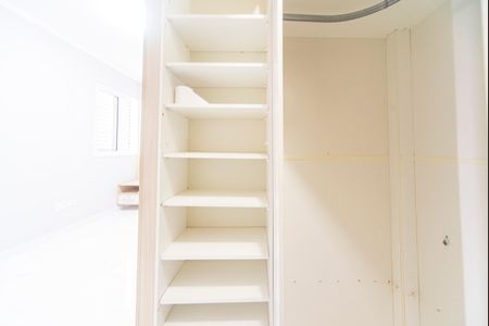 Apartamento para alugar com 96m², 3 quartos e 2 vagas Apartamento para alugar com 96m², 3 quartos e 2 vagasCloset da Suíte