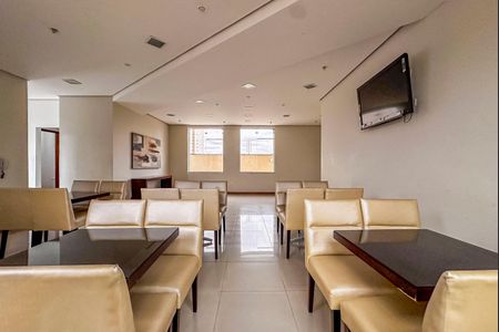 Apartamento para alugar com 96m², 3 quartos e 2 vagas Apartamento para alugar com 96m², 3 quartos e 2 vagasÁrea comum - Salão de festas