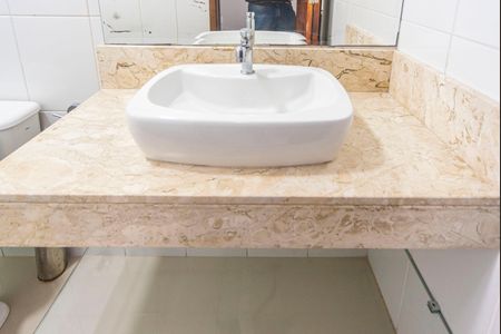 Apartamento para alugar com 96m², 3 quartos e 2 vagas Apartamento para alugar com 96m², 3 quartos e 2 vagasBanheiro da Suíte