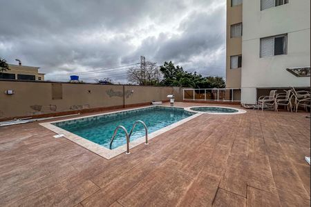 Apartamento para alugar com 96m², 3 quartos e 2 vagas Apartamento para alugar com 96m², 3 quartos e 2 vagasÁrea comum - Piscina