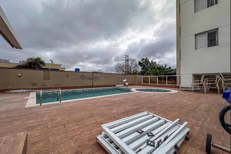 Apartamento para alugar com 96m², 3 quartos e 2 vagas Apartamento para alugar com 96m², 3 quartos e 2 vagasÁrea comum - Piscina