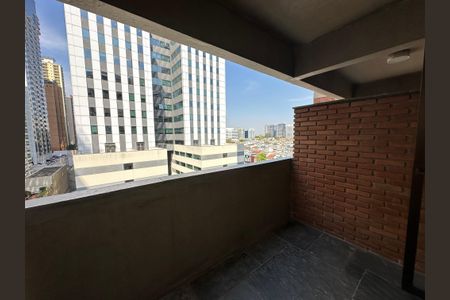 Sacada de apartamento à venda com 1 quarto, 65m² em Alphaville Industrial, Barueri