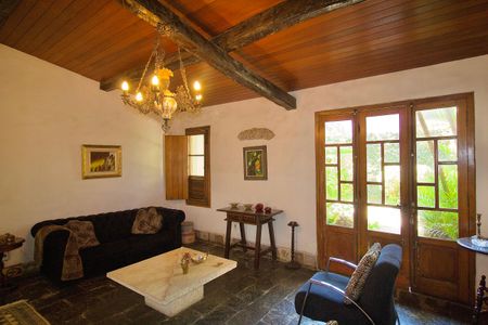 Casa à venda com 485m², 3 quartos e 6 vagasSala 2