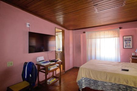 Casa à venda com 485m², 3 quartos e 6 vagasSuíte 1