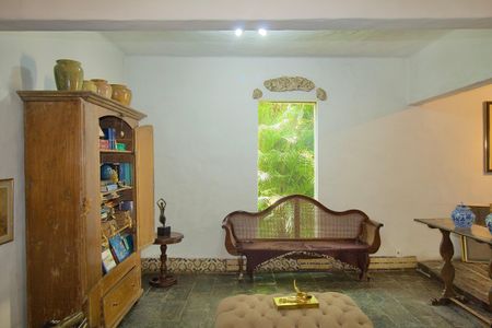 Casa à venda com 485m², 3 quartos e 6 vagasSala 1