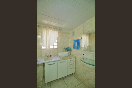 Casa à venda com 485m², 3 quartos e 6 vagasBanheiro da Suíte 2