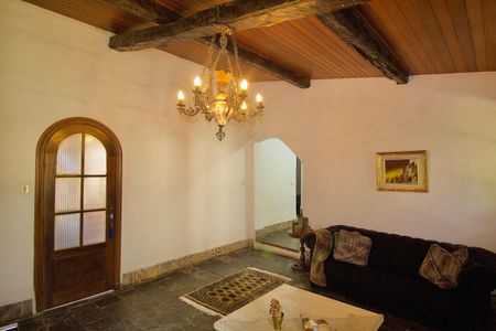 Casa à venda com 485m², 3 quartos e 6 vagasSala 2