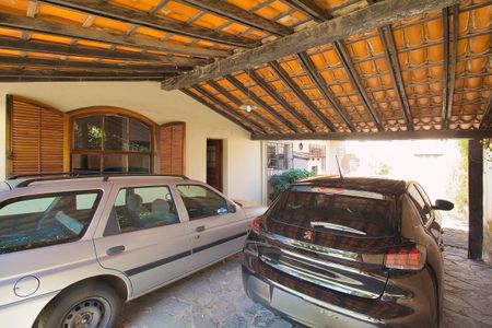 Casa à venda com 485m², 3 quartos e 6 vagasGaragem