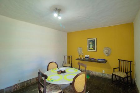 Casa à venda com 485m², 3 quartos e 6 vagasSala de Jantar