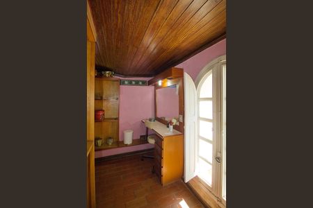 Casa à venda com 485m², 3 quartos e 6 vagasCloset da Suíte 1