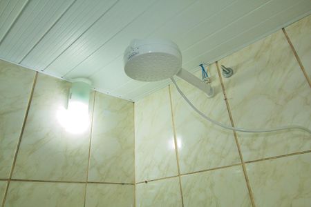 Casa à venda com 485m², 3 quartos e 6 vagasBanheiro da Suíte 2