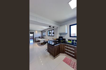 Apartamento para alugar com 240m², 3 quartos e 4 vagas Apartamento para alugar com 240m², 3 quartos e 4 vagasCozinha