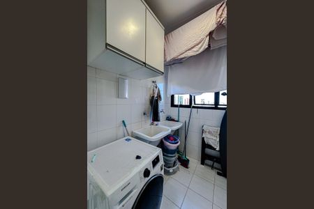 Apartamento para alugar com 240m², 3 quartos e 4 vagas Apartamento para alugar com 240m², 3 quartos e 4 vagasÁrea de Serviço