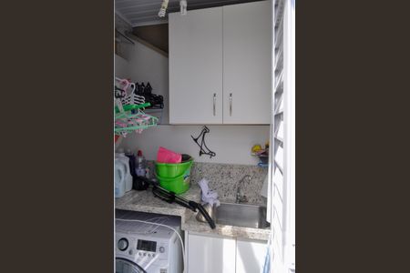 Apartamento à venda com 170m², 2 quartos e 1 vagaÁrea de Serviço