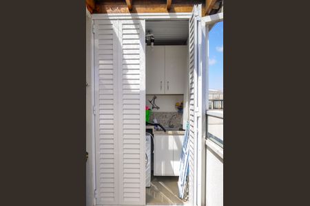 Apartamento à venda com 170m², 2 quartos e 1 vagaÁrea de Serviço