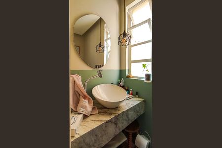 Apartamento à venda com 170m², 2 quartos e 1 vagaLavabo