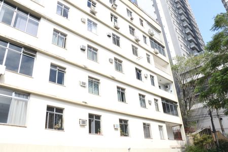 Apartamento para alugar com 97m², 2 quartos e 1 vagaFachada