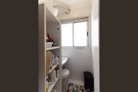 Apartamento para alugar com 68m², 2 quartos e 1 vagaÁrea de Serviço