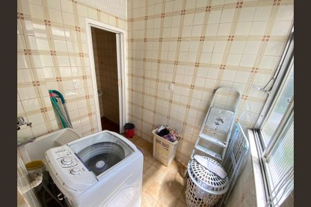 Apartamento à venda com 67m², 2 quartos e 1 vaga Apartamento à venda com 67m², 2 quartos e 1 vagaÁrea de Serviço