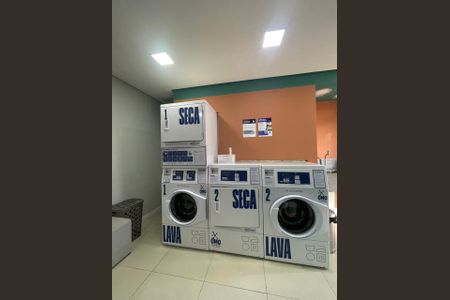 Apartamento à venda com 38m², 2 quartos e sem vagaÁrea comum