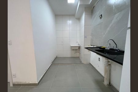 Apartamento à venda com 38m², 2 quartos e sem vaga Apartamento à venda com 38m², 2 quartos e sem vagaCozinha e Área de Serviço