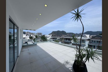 Casa de condomínio à venda com 407m², 5 quartos e 2 vagasSuíte 1 - Sacada