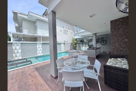 Casa de condomínio à venda com 407m², 5 quartos e 2 vagasÁrea externa