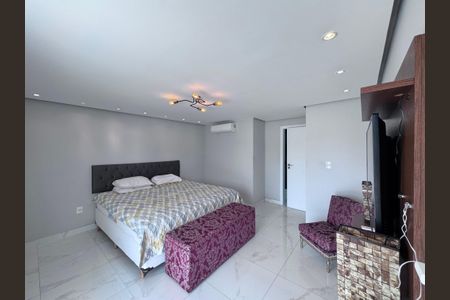 Casa de condomínio à venda com 407m², 5 quartos e 2 vagasSuíte 1