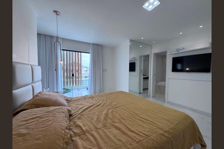 Casa de condomínio à venda com 407m², 5 quartos e 2 vagasSuíte 2