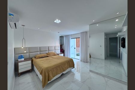 Casa de condomínio à venda com 407m², 5 quartos e 2 vagasSuíte 2