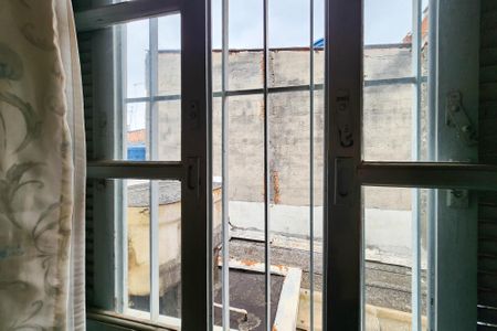 Casa à venda com 109m², 2 quartos e 2 vagas Casa à venda com 109m², 2 quartos e 2 vagasVista do Quarto 2