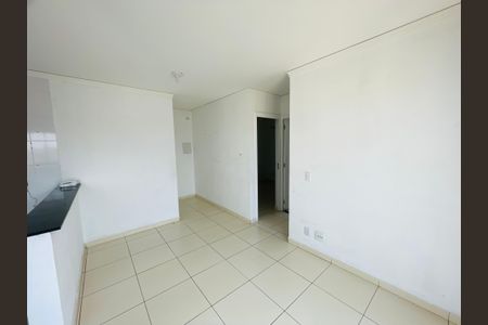 Sala de apartamento para alugar com 2 quartos, 51m² em Parque Industrial Cumbica, Guarulhos