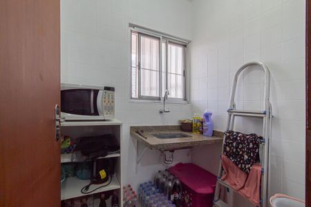 Casa à venda com 312m², 4 quartos e 8 vagasCopa