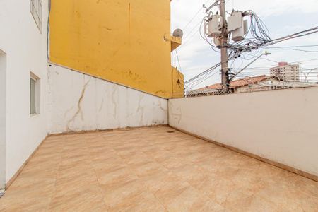 Casa à venda com 312m², 4 quartos e 8 vagasQuintal