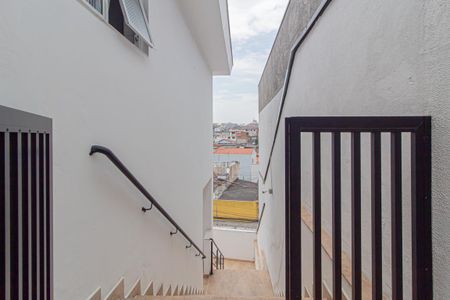 Casa à venda com 312m², 4 quartos e 8 vagasEscada